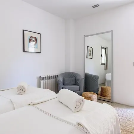 בית נופש Modern With Sunset Views *